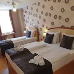 Six 3* Budapest