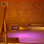 Six Hotel