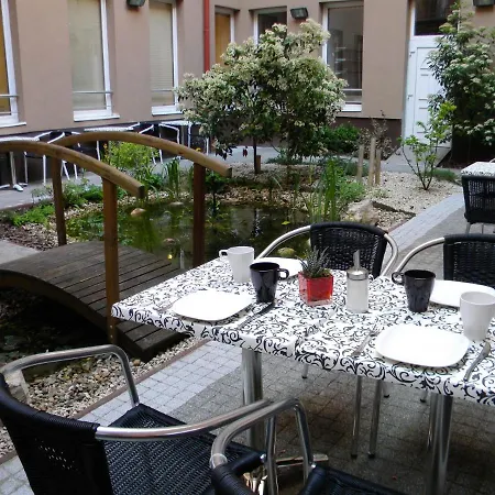 Szálloda Six Budapest