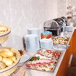 Six ホテル